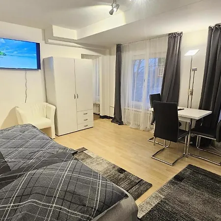 Apartment 44 1
